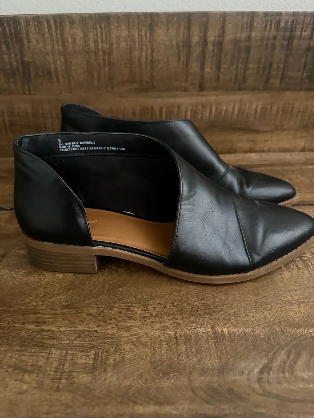 Universal Thread leather wear
